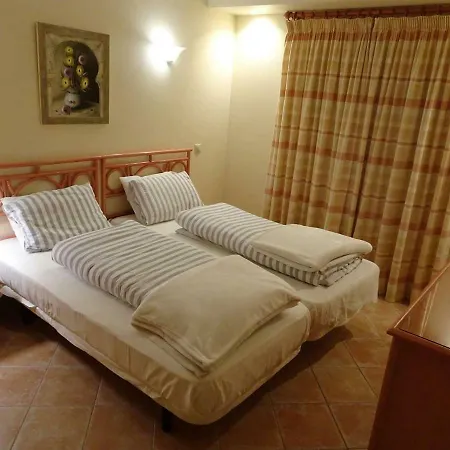 One Bedroom Apartment With Stunning Views Alvor Exterior photo